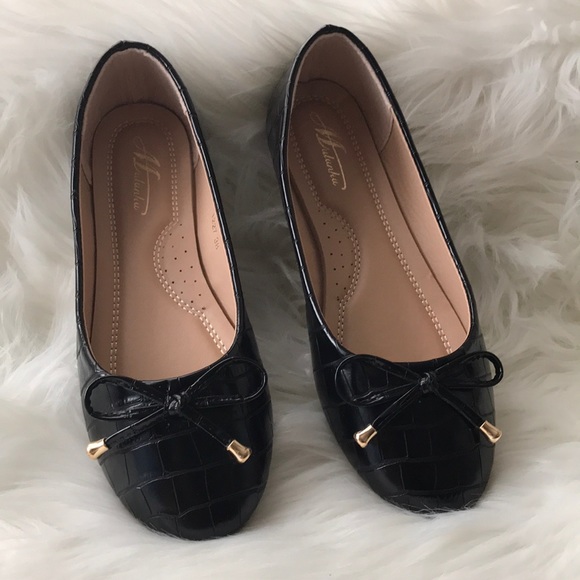 Croc Effect Basic Ballet Flats - Picture 2 of 6